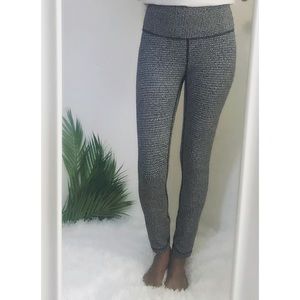 Lululemon Leggings rare houndstooth pattern